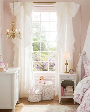 New Ways to Style Their Windows