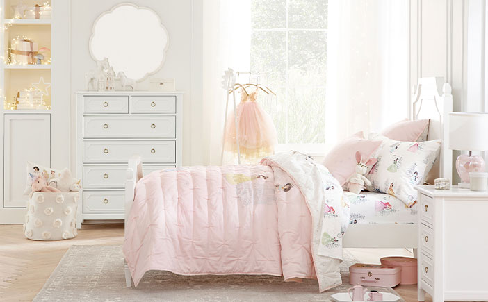 cute and beautiful bedroom for teenage girl