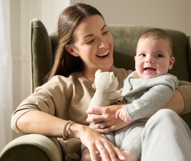 Nuna Wheeled Travel Bag