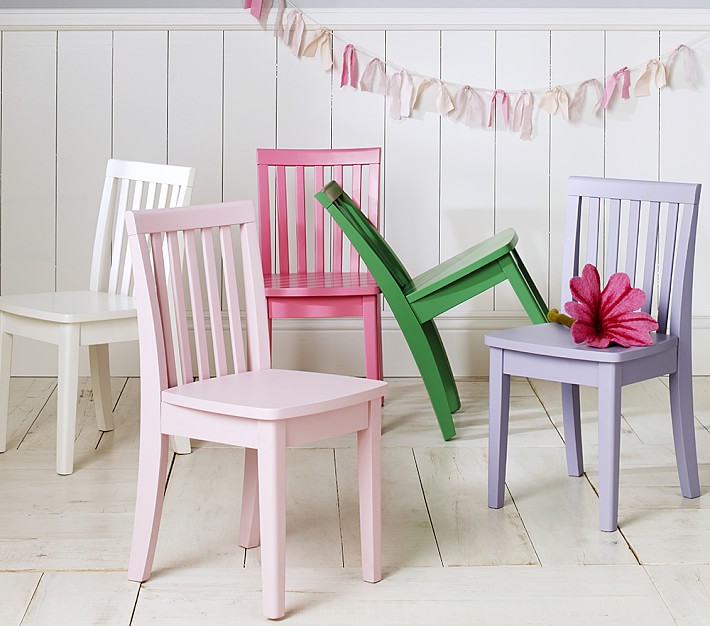 kids pink table and chairs