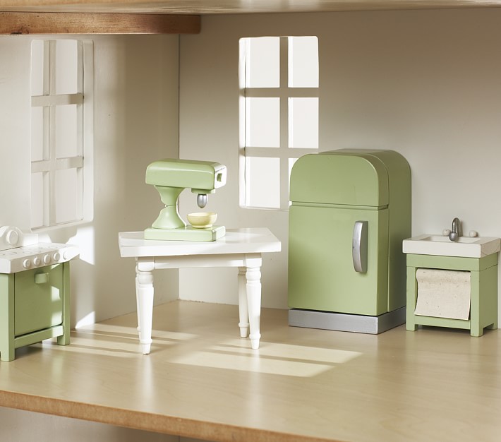 doll house with kitchen set
