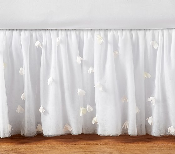 monique lhuillier crib skirt