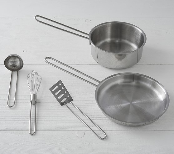 metal pots and pans playset