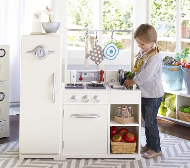 very play kitchen