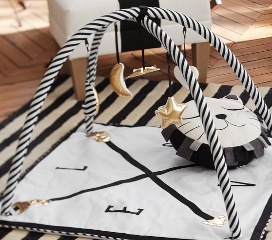 black and white baby activity mat