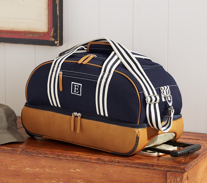 rolling weekender bag