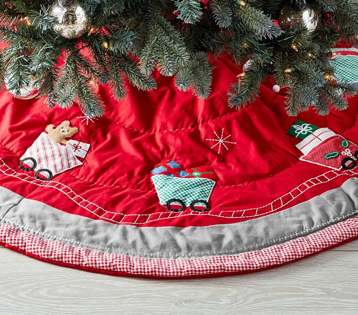 Pottery Barn Quilted Tree Skirt 