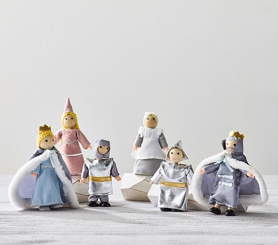 royal family wooden doll set