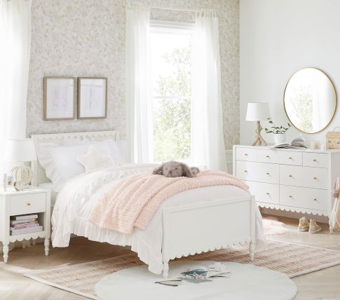 Girls Room Ideas & Inspiration | Pottery Barn Kids