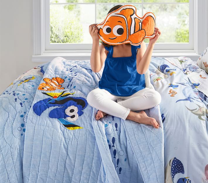 https://assets.pkimgs.com/pkimgs/ab/images/dp/wcm/202334/0064/disney-and-pixar-finding-nemo-shaped-pillow-o.jpg