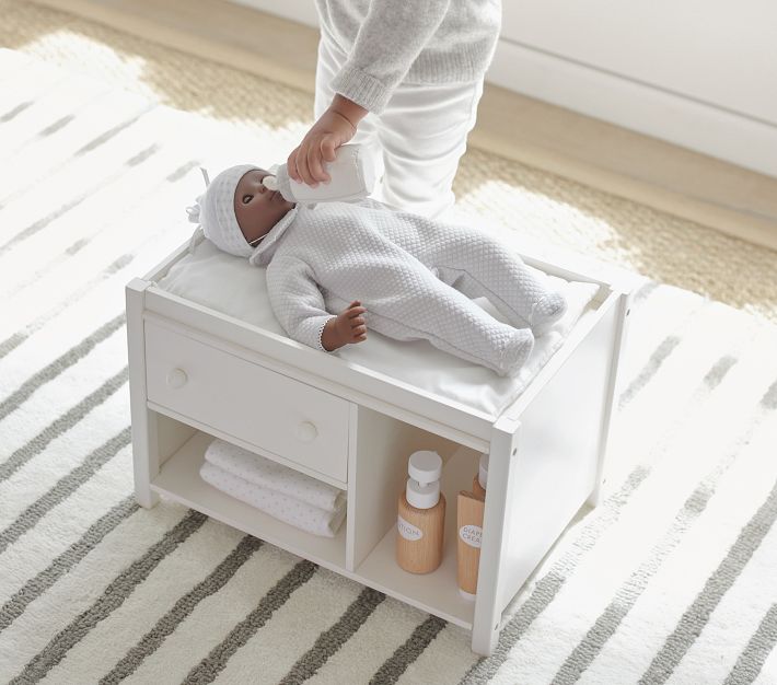 Baby doll crib and changing outlet table