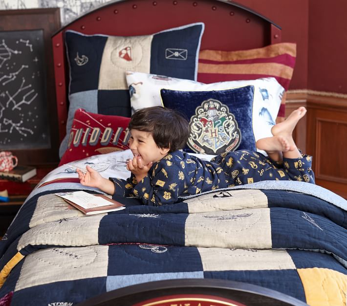 Pottery barn discount harry potter pajamas