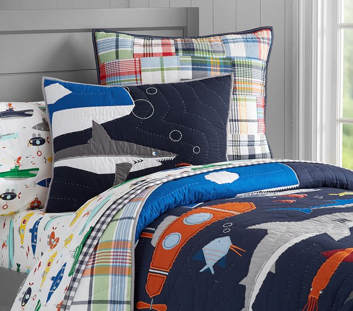 Pottery barn clearance kids boys bedding