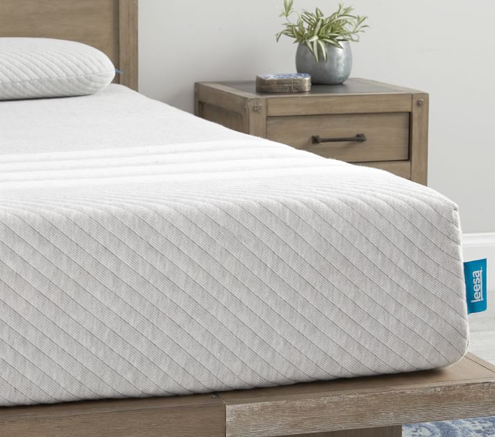 https://assets.pkimgs.com/pkimgs/ab/images/dp/wcm/202345/0004/leesa-original-mattress-o.jpg