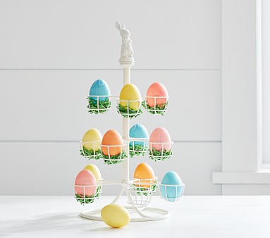 Peter Rabbit™ Egg Centerpiece