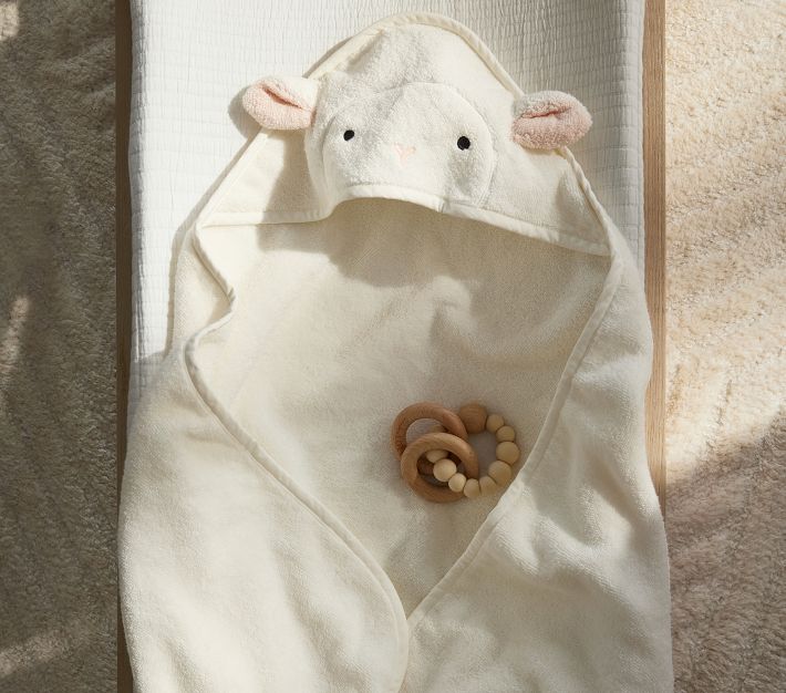 https://assets.pkimgs.com/pkimgs/ab/images/dp/wcm/202348/0251/super-soft-lamb-baby-hooded-towel-and-washcloth-o.jpg