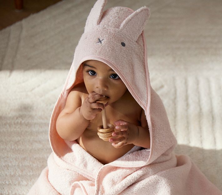 https://assets.pkimgs.com/pkimgs/ab/images/dp/wcm/202348/0594/super-soft-animal-baby-hooded-towel-washcloth-set-o.jpg