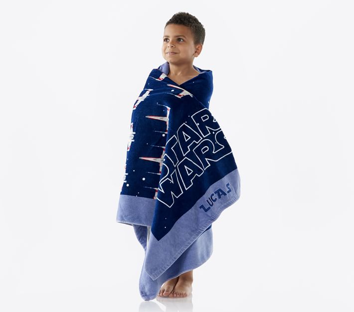 https://assets.pkimgs.com/pkimgs/ab/images/dp/wcm/202349/0012/star-wars-millennium-falcon-kid-beach-towel-o.jpg