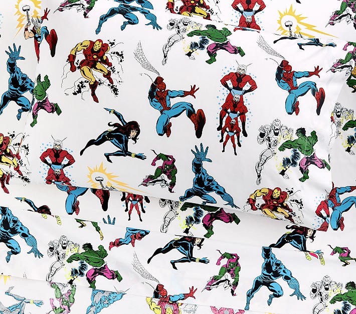Marvel Heroes Flannel Glow-in-the-Dark Sheet Set &amp; Pillowcases