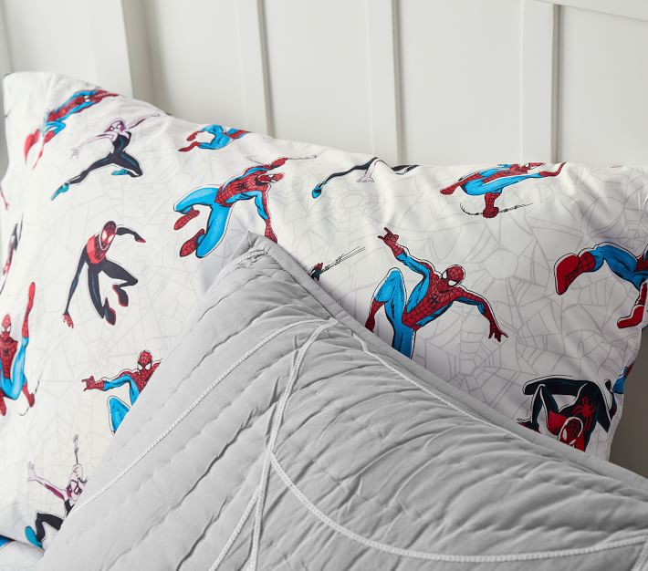 Marvel's Spider-Man Glow-in-the-Dark Sheet Set & Pillowcases