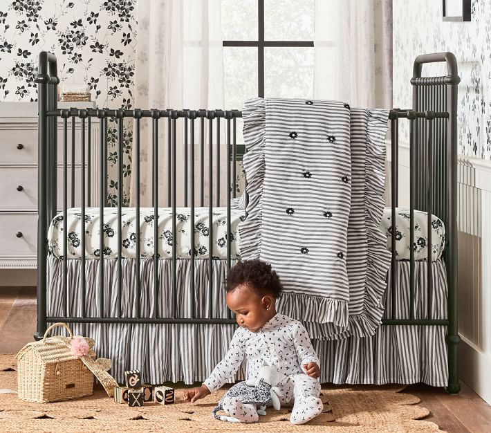 Black and white 2025 striped crib bedding