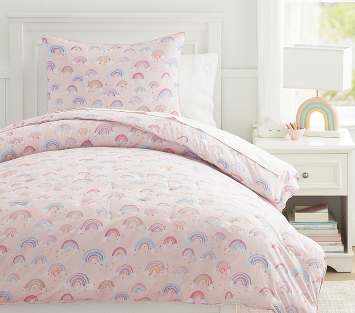 Pottery barn shop kids rainbow duvet