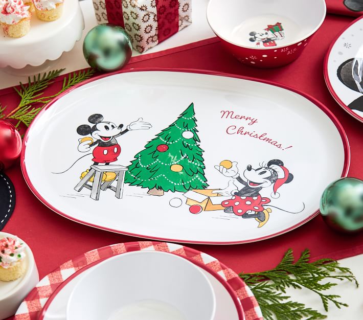 Mickey mouse outlet christmas plates