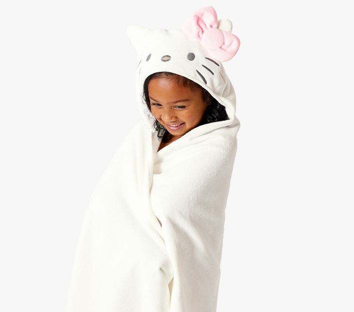 Hello kitty hot sale hooded towel