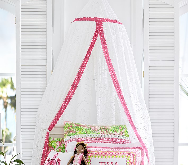 Lilly Pulitzer Canopy In M'Ocean Eyelet 