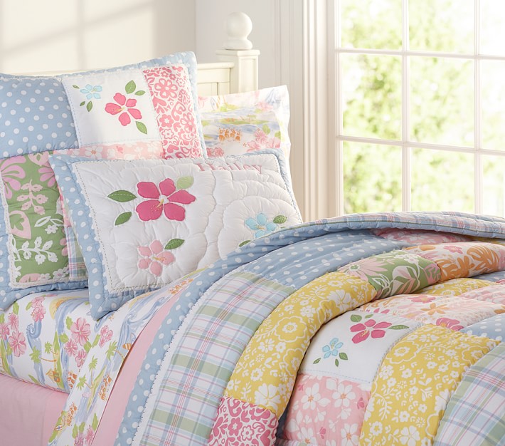 Santa Barbara Quilt | Pottery Barn Kids