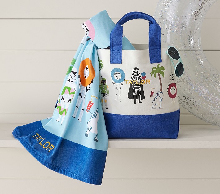 <em>Star Wars</em>&#8482; Beach Tote and Towel Set