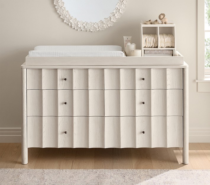 Scalloped Extra-Wide Dresser &amp; Topper Set (56&quot;)