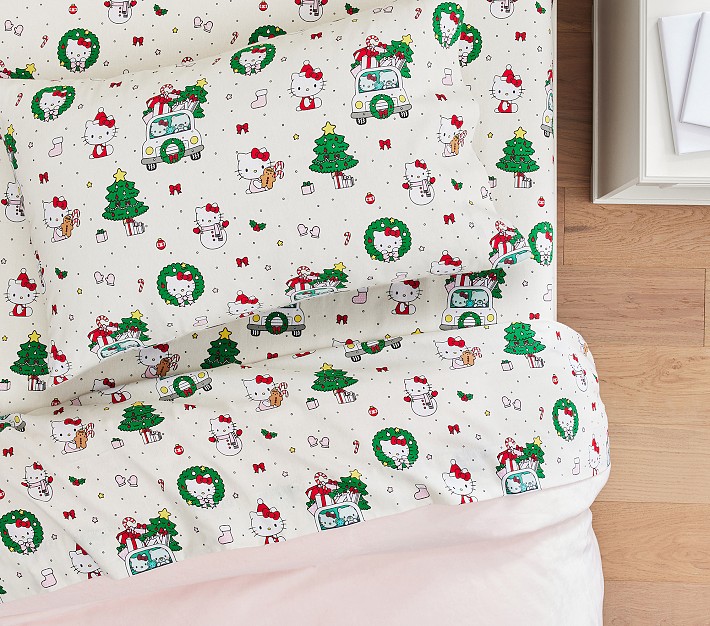 Hello Kitty&#174; Christmas Organic Flannel Sheet Set