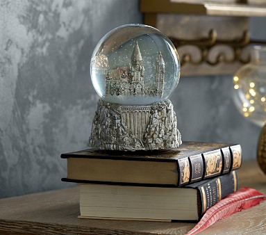 HARRY POTTER HOGWARTS Snowglobe Kids Room Decor Pottery Barn Kids