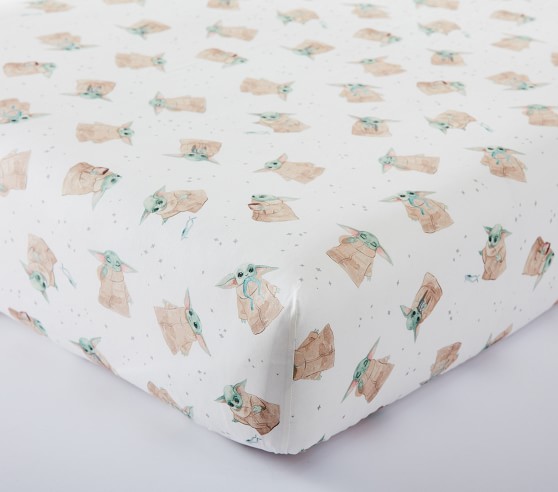 <em>Star Wars</em>™ <em>The Mandalorian</em>™ Grogu™ Organic Crib Fitted Sheet