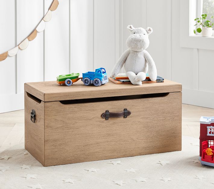 Tucker Toy Chest 36