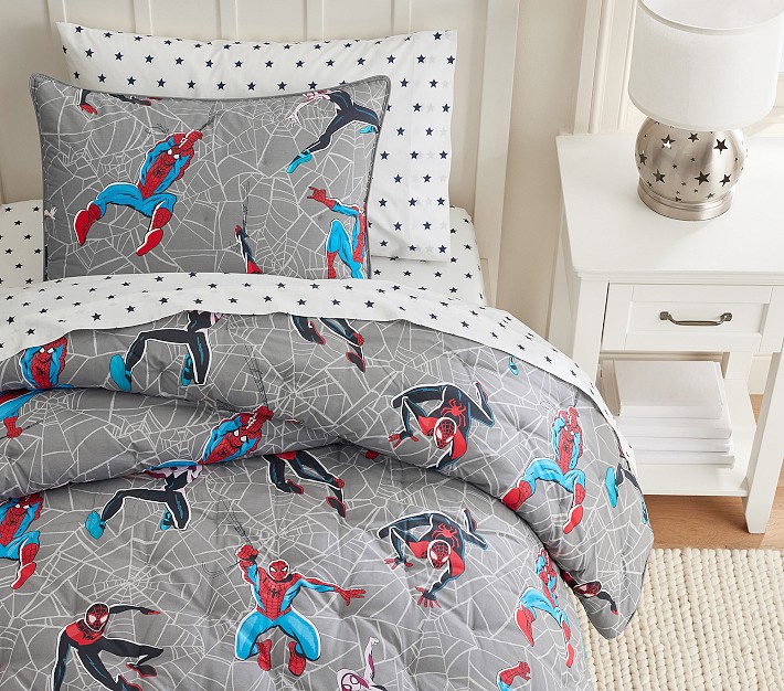 Marvel's Spider-Man Glow-in-the-Dark Comforter &amp; Shams