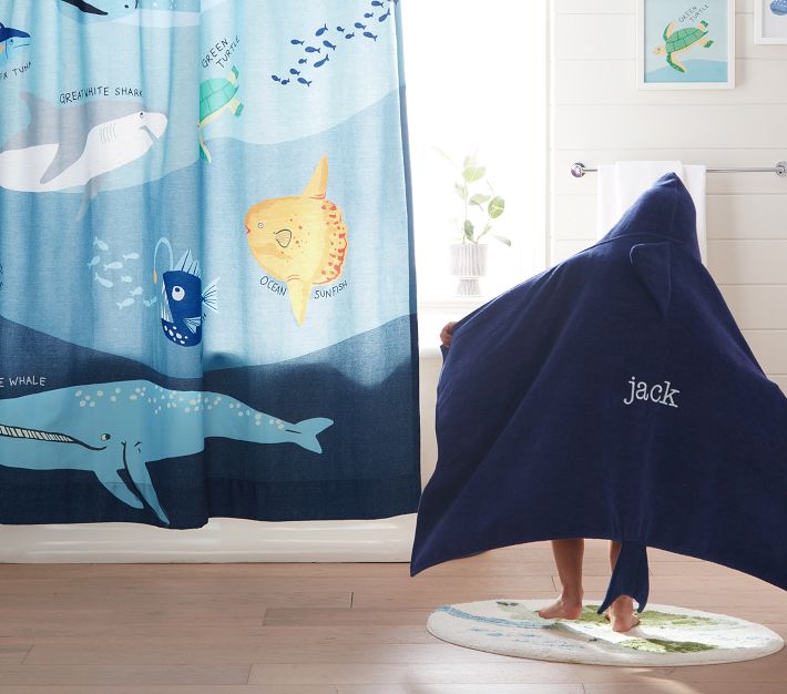 3 Pottery Barn Kids Hooded Towels Sharks, Turtles, buy Whales And More.