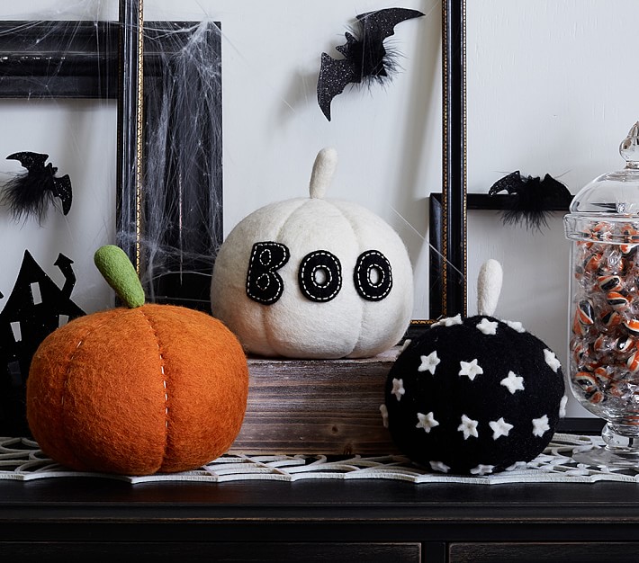 Felt Pumpkin Decor