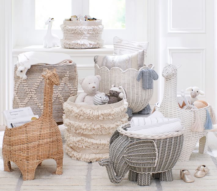 Elephant shaped storage top basket