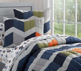 Pottery Barn popular Kids Color Block Quilt