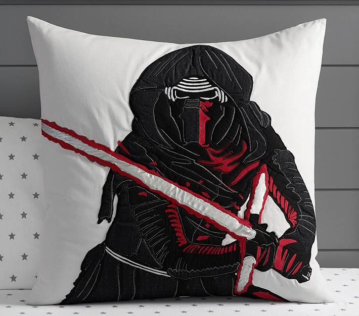 <em>Star Wars</em>&#8482; Kylo Ren</em>&#8482; Euro Sham