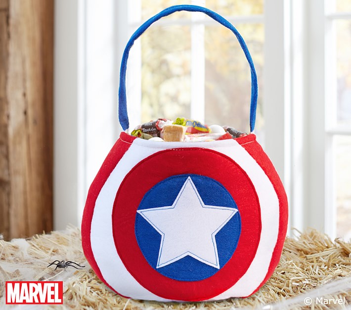 <em>Captain America</em> Treat Bag