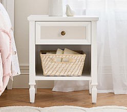 Pilar Nightstand (19")