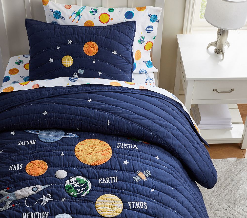 Solar System Glow-in-the-Dark Quilt &amp; Shams