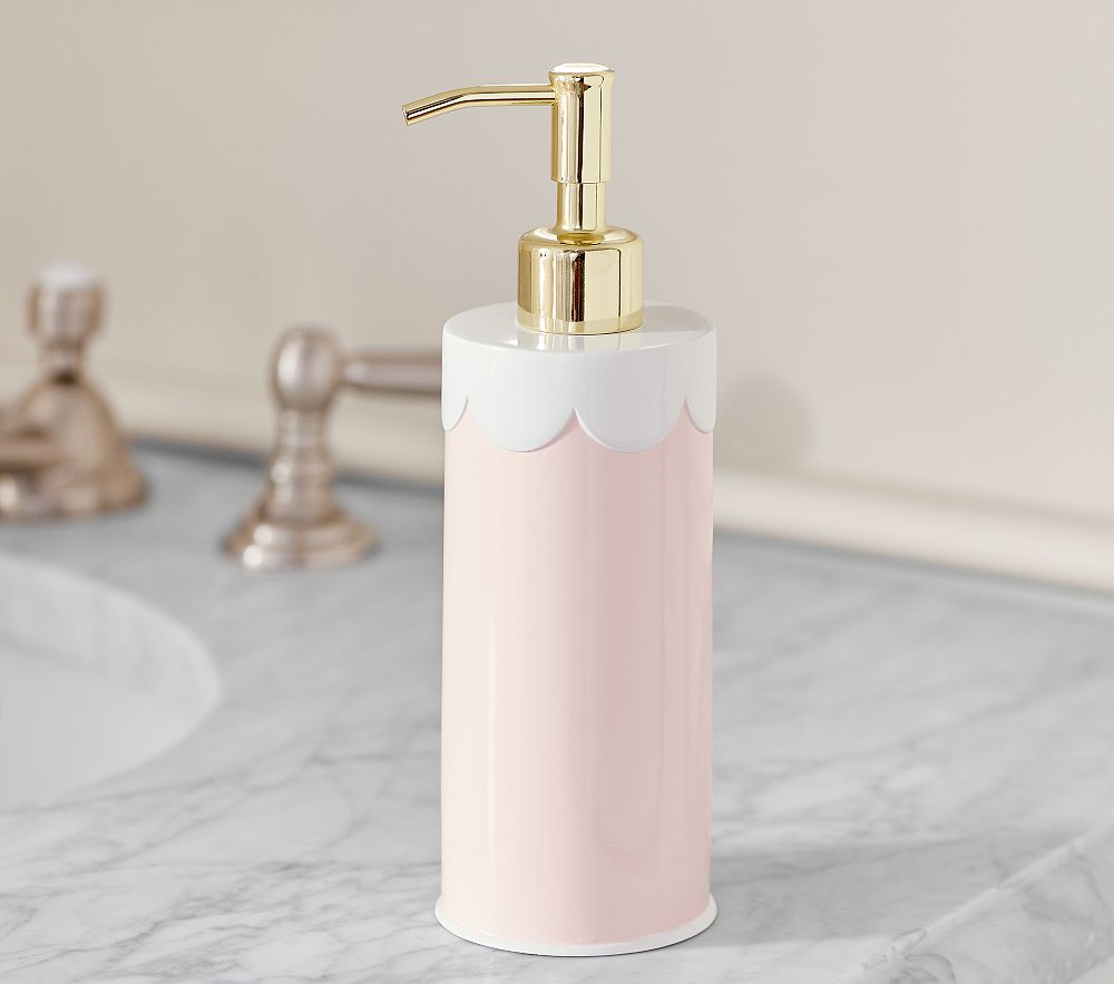 Pink Scalloped Bath Accessories