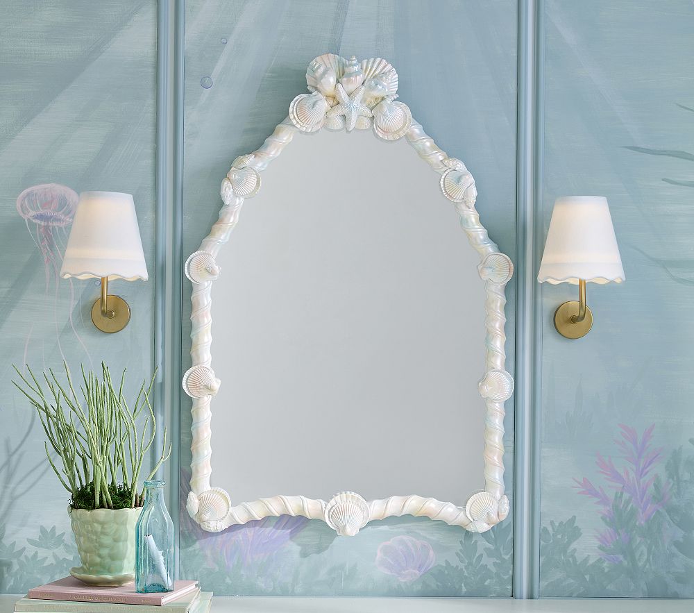 Sculpted Shell Mirror (35&quot; x 23&quot;)