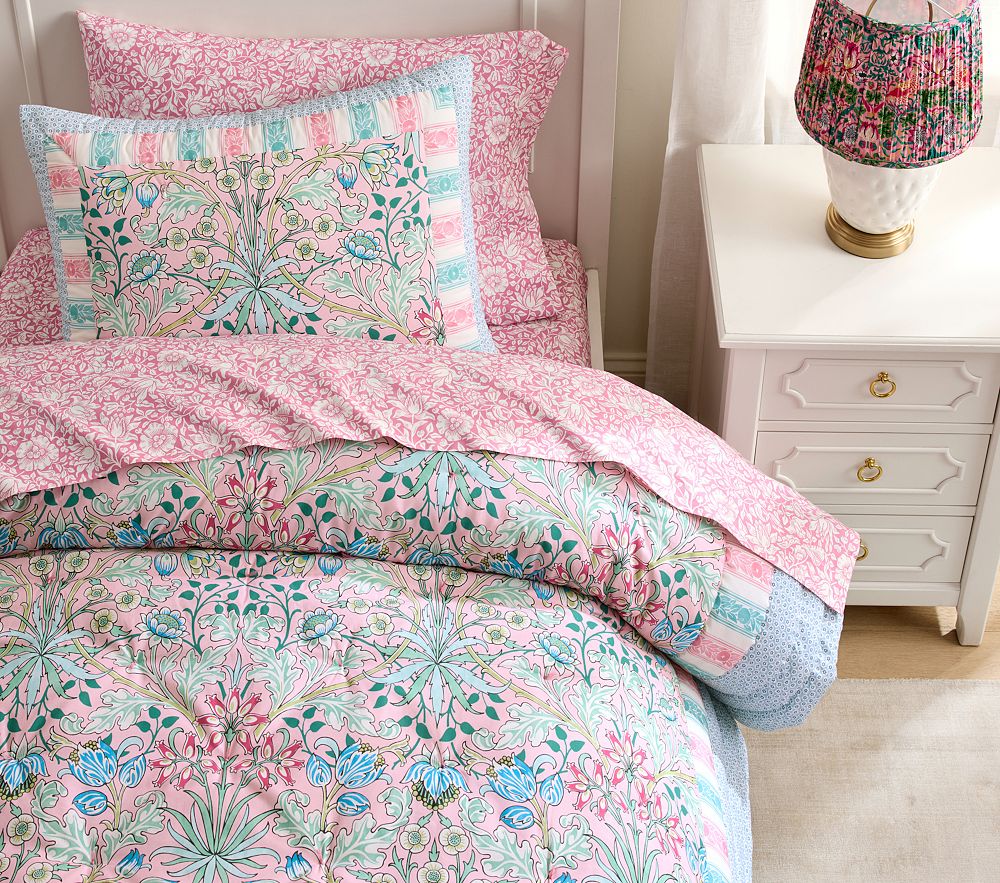 Morris &amp; Co. Hyacinth Reversible Quilt &amp; Shams