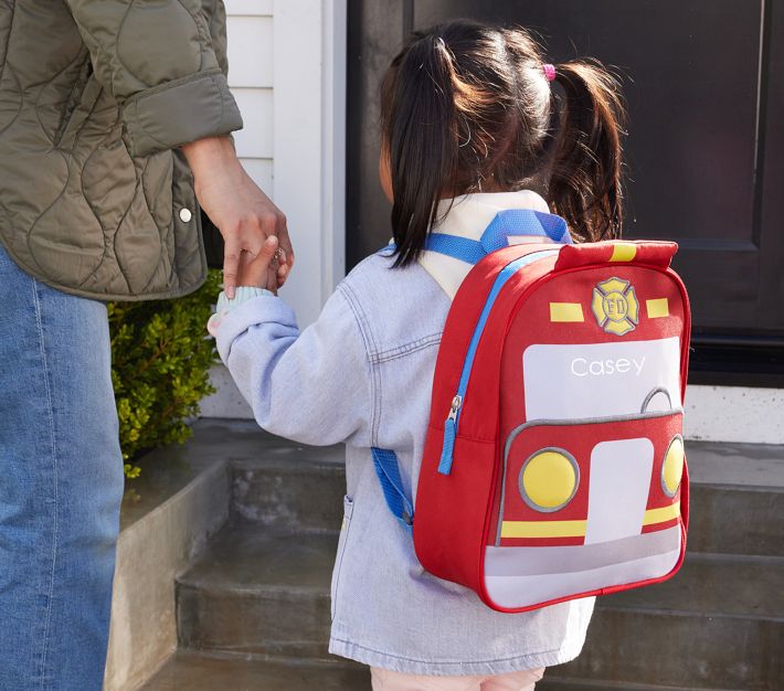 ★Pottery Barn★Little Critters Firetruck Backpack名前付け可 Little Critters Firetruck Backpack & Lunch Bundle, Set of 2