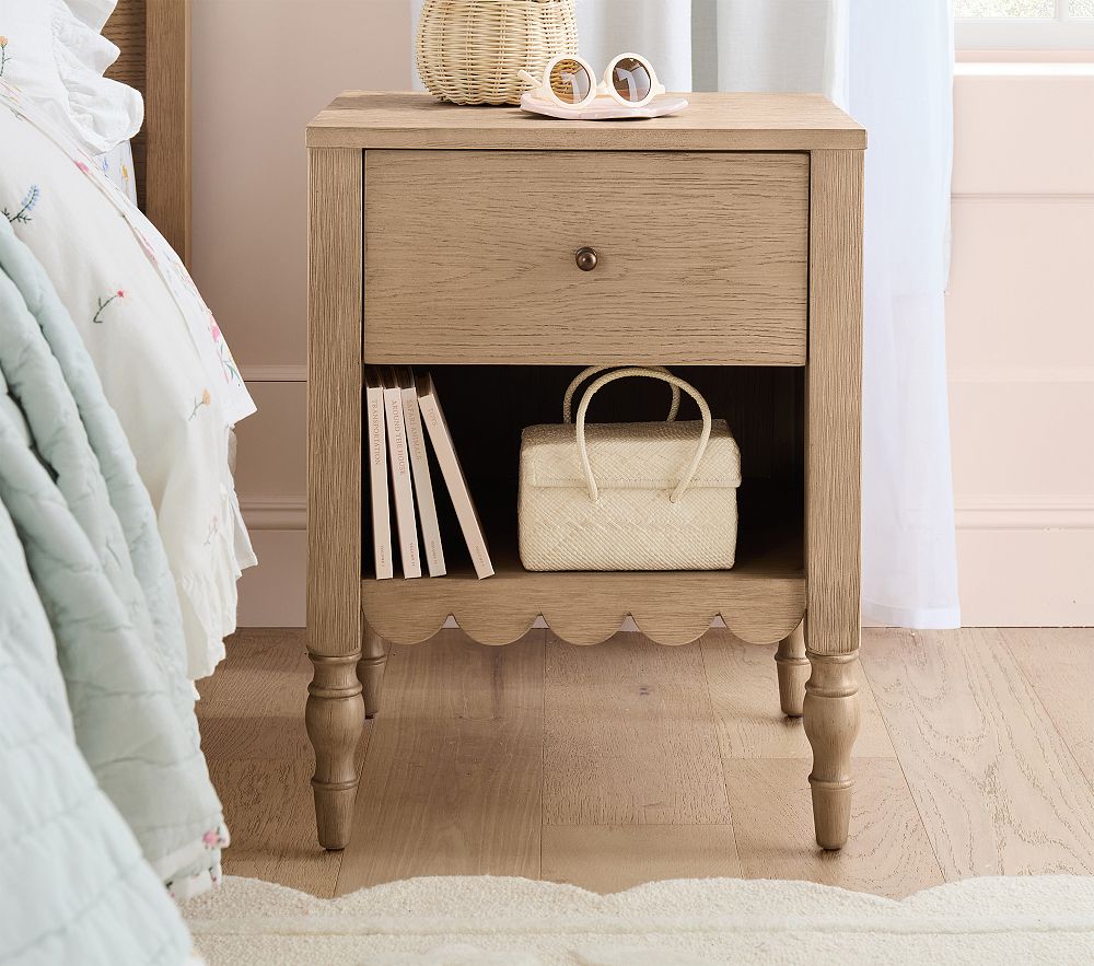 Penny Nightstand (19&quot;)